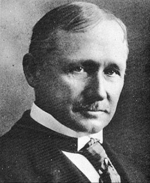 Frederick Winslow Taylor ialah beliau Bapak Manajemen Ilmiah (Scientific Management). 